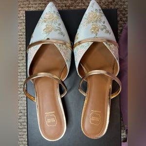 MALONE SOULIERS - Frankie Pointed Rose Jacquard Mules